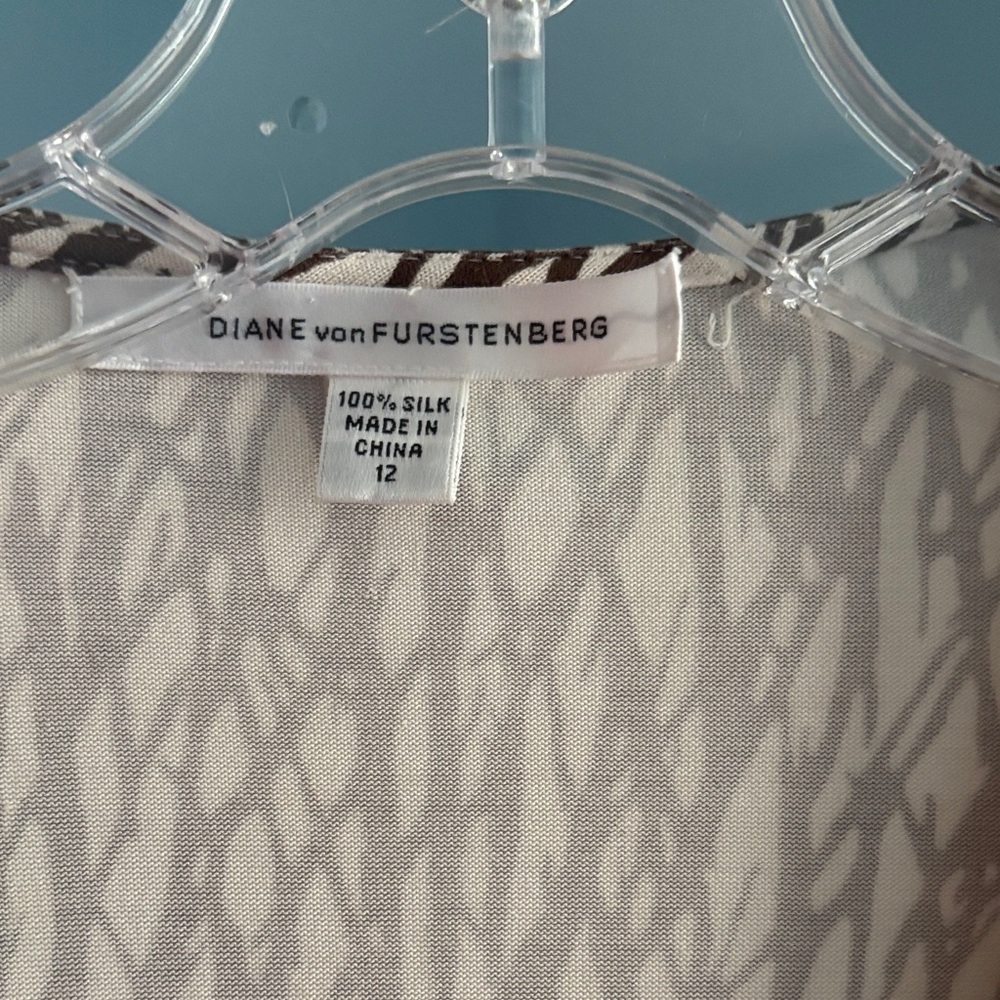 Diane Von Furstenberg Brown and Cream Patterned Dress - Picture 2 of 9